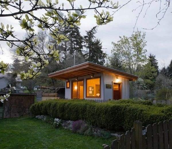 The Skinny on Micro-Cottages: Rental Income, Mobility & Minimalism