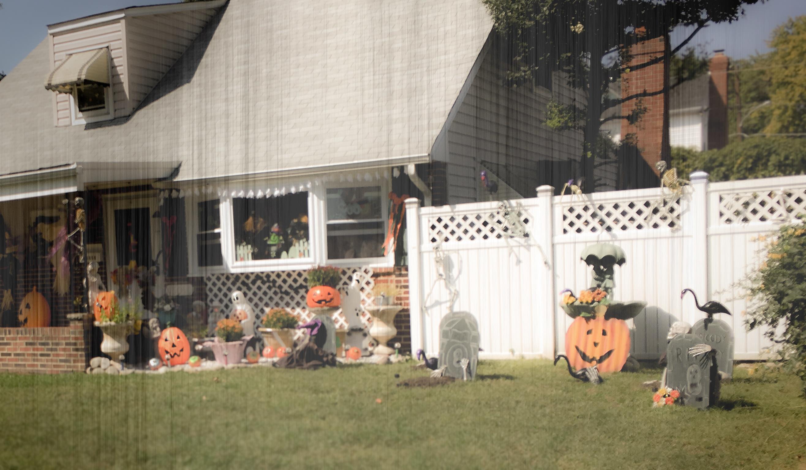 Halloween_Decoration-House_copy